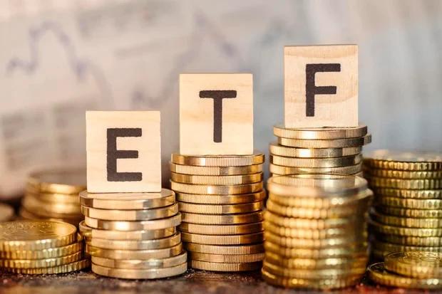 ETF (fonduri de investiții tranzacționate la bursă) – tipuri, caracteristici și exemple