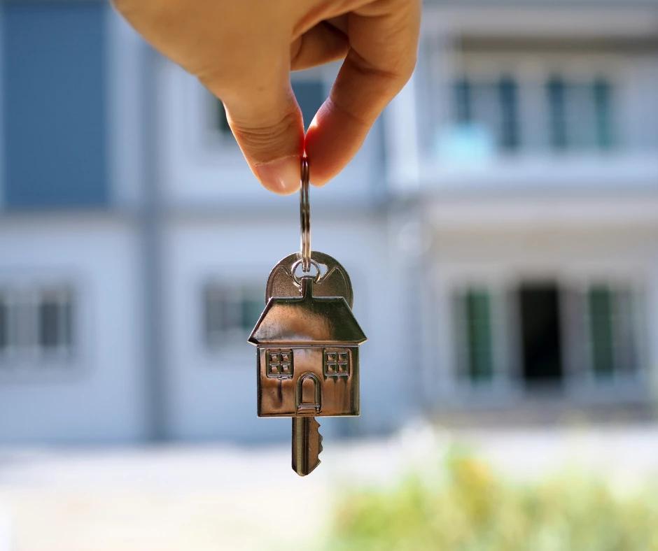 Vrei sa economisesti bani pentru a-ti cumpara o casa? Iata un ghid cu sfaturi si recomandari de la specialistii in imobiliare