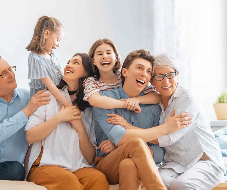 Bugetul familiei pe sezoane: cum îți planifici cheltuielile mari din an fără stres financiar - Imagine 4